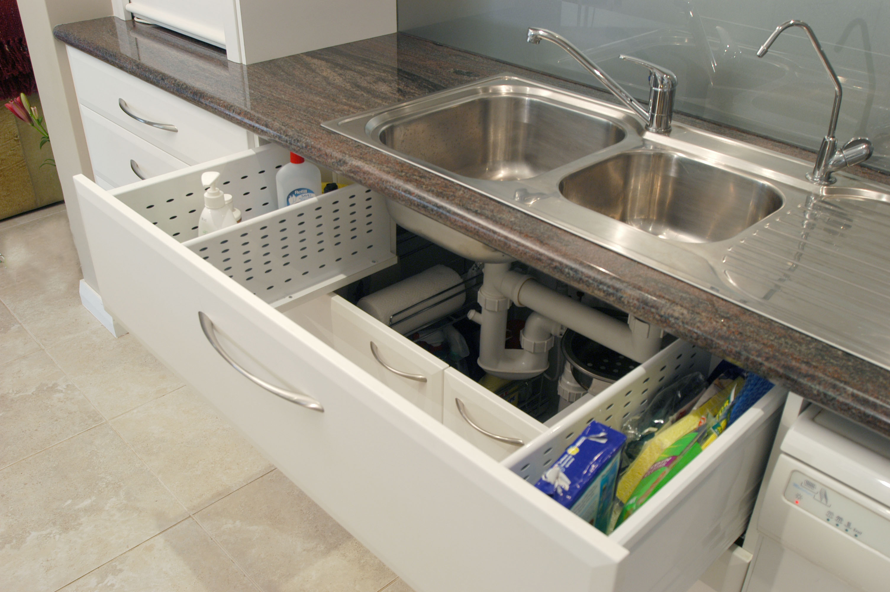 kitchen sink front drawers